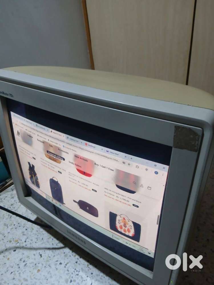 SAMSUNG Sync Master 793 S 16 INCH CRT Monitor