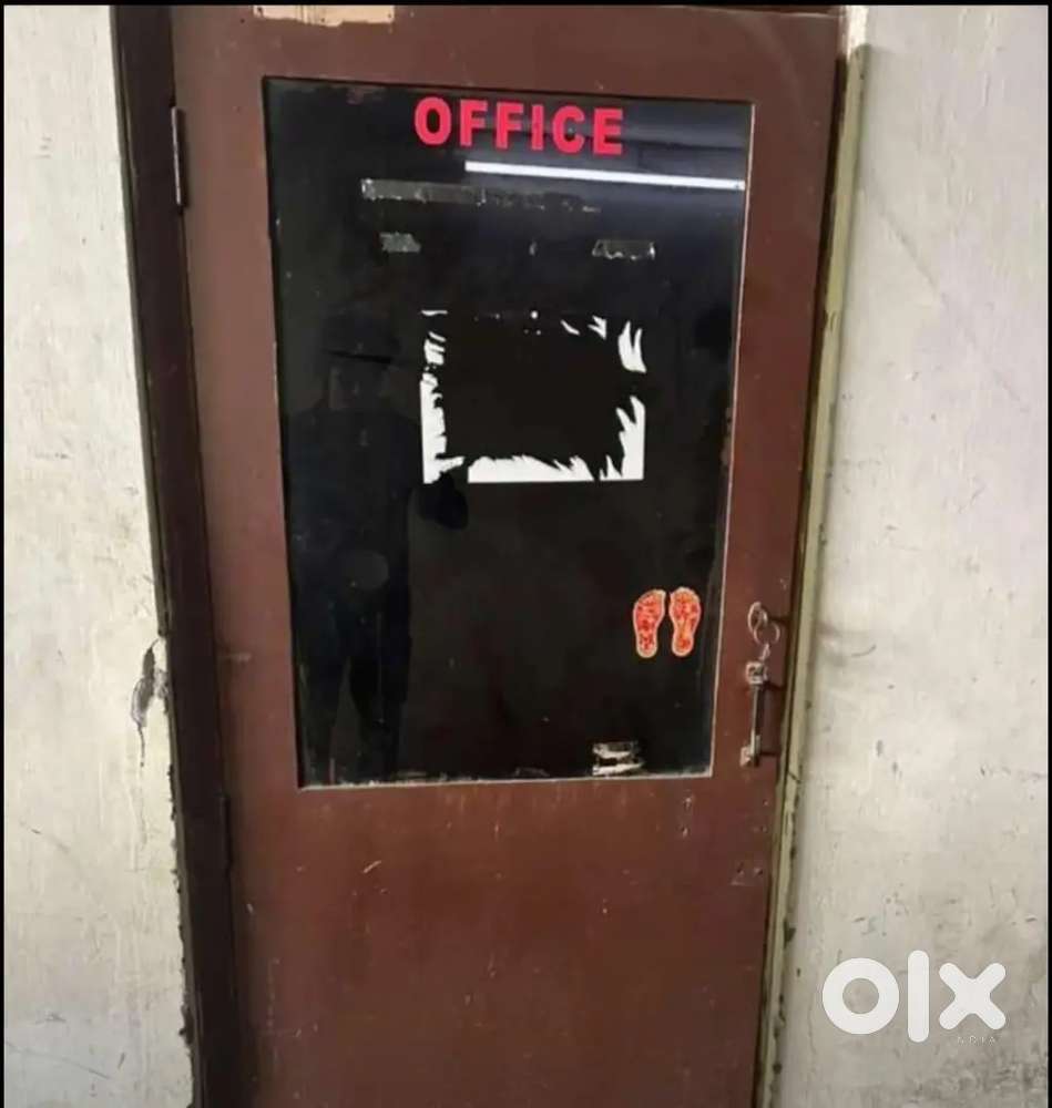 Hall and office for rent