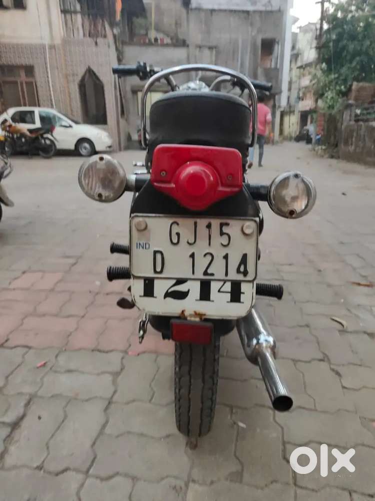 1st class condition with full services