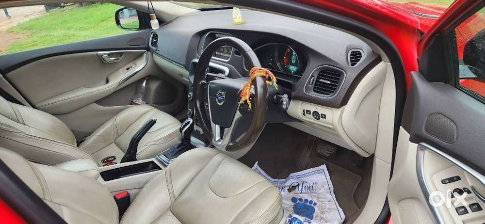 Volvo V40 Cross Country D3, 2014, Diesel