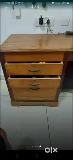 teak wood table