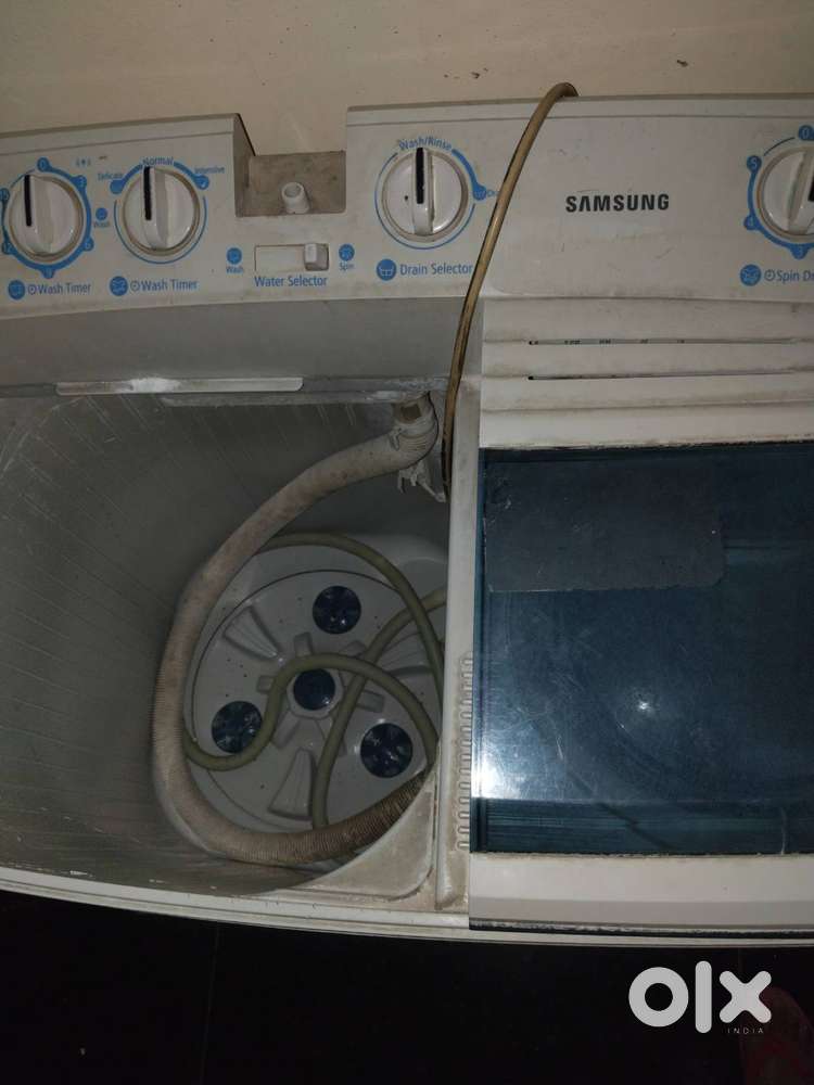 OLD WASHING MACHINE FOR SELL