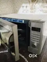 28L Samsung microwave and griller combiAutomatic
