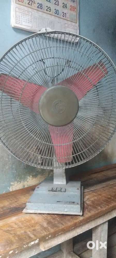 Crompton table fan  Rs1000