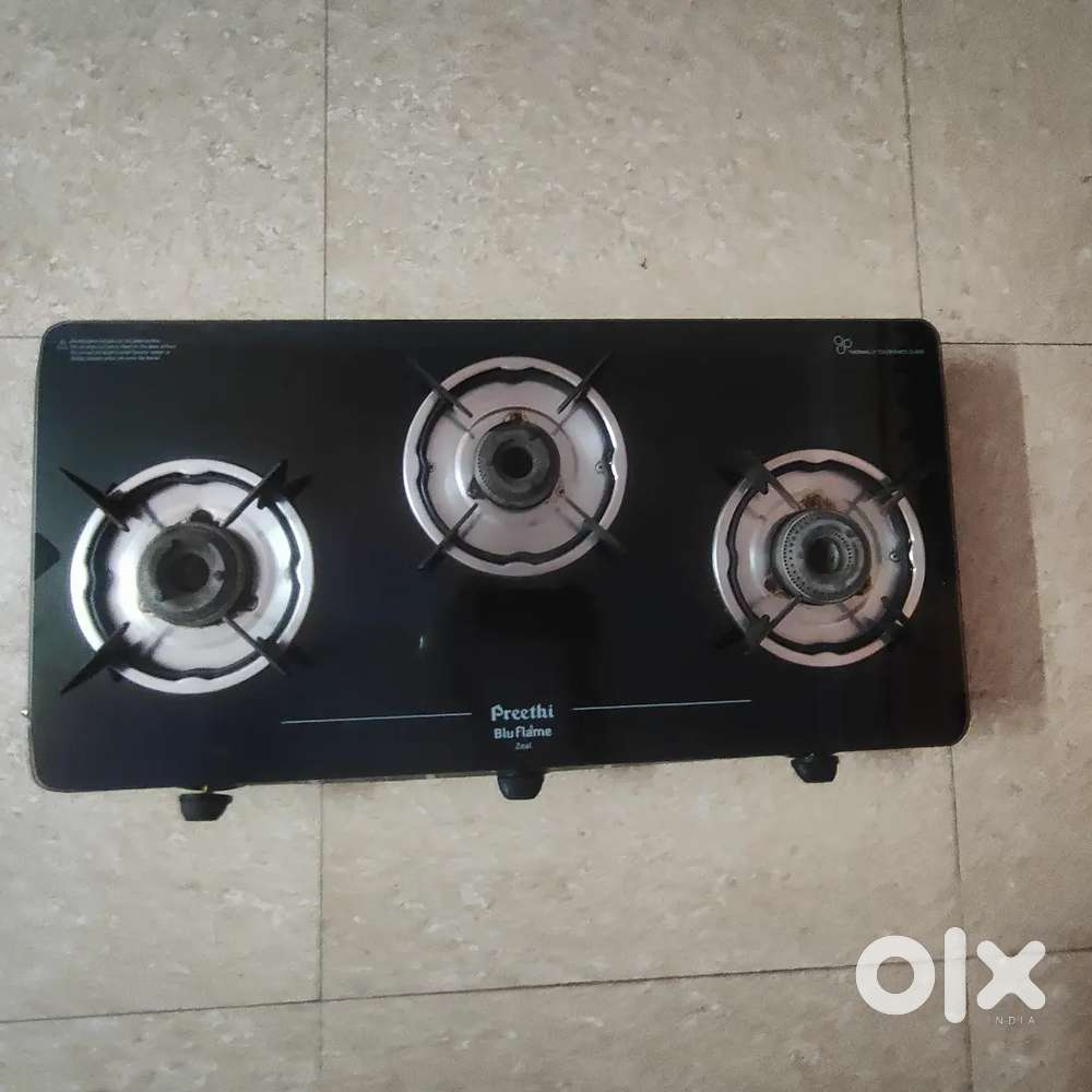 Glass gas stove three burner