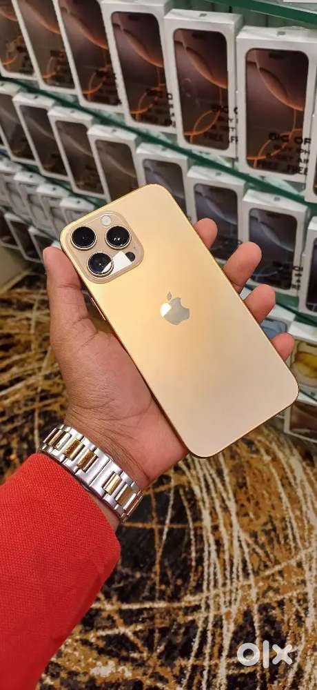 IPHONE EXCLUSIVE DEAL WITH BILL WARRANTY IN REFURB BOX PACK CONTACT ME