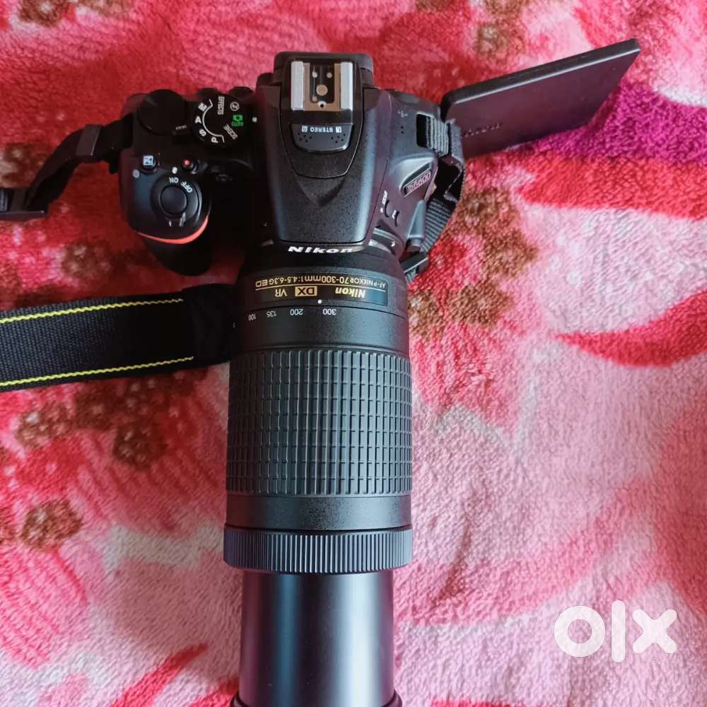 NIKON D5600 CAMERA Sela