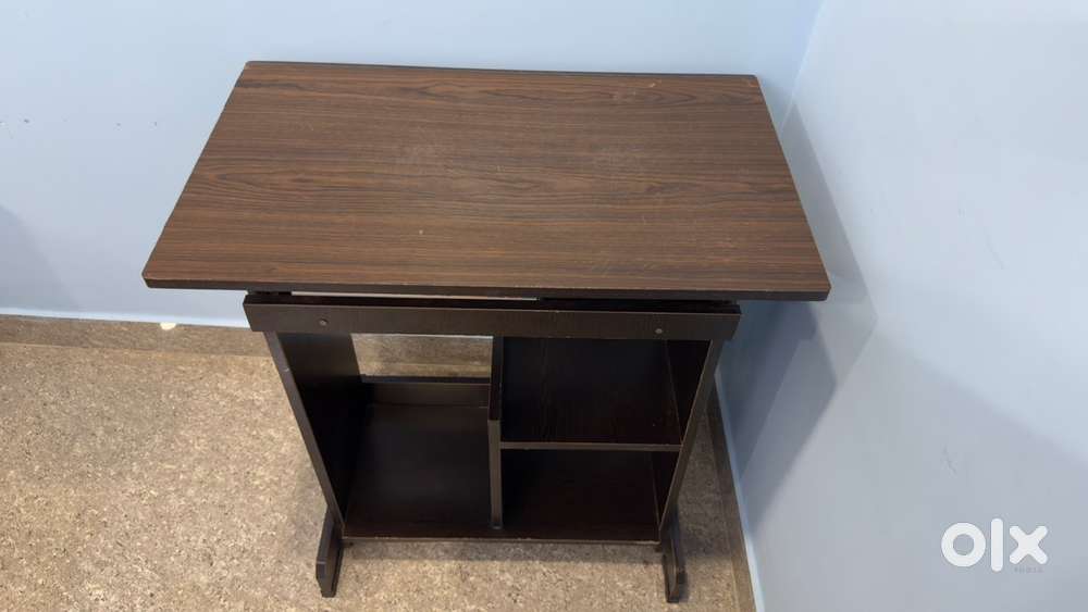 Computer/Laptop Table