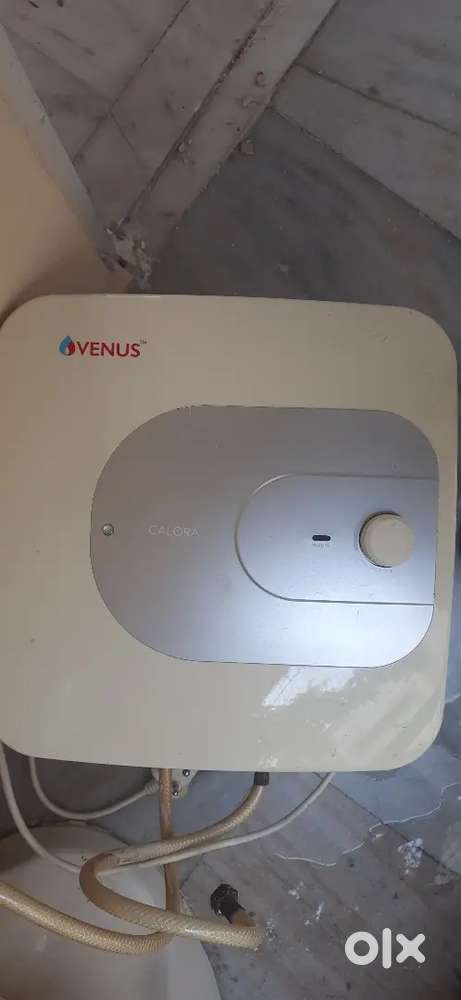 Venus Water heater -15 litres , perfect working