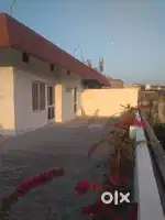 1st floor available for small family
