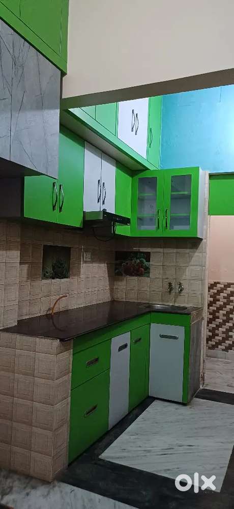 FULLY FURNISHED FLOOR FOR RENT