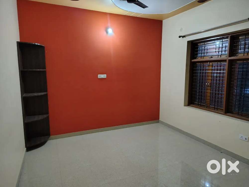 4bhk house in pd Nagar