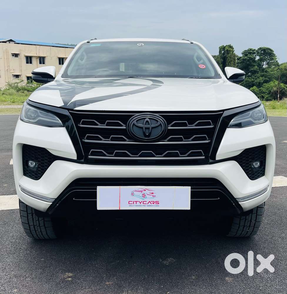 Toyota Fortuner 4X4 MT 2.8 Diesel, 2021, Diesel