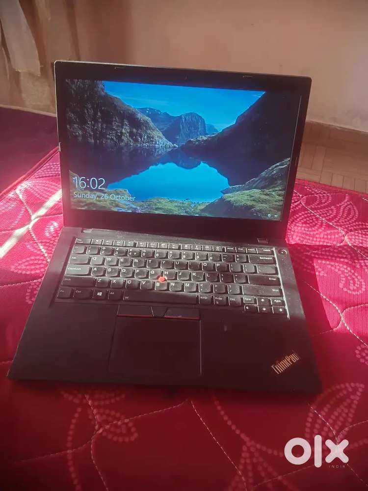 Laptop think pad Lenovo