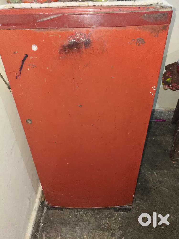 I am selling my old fridge