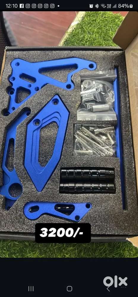 R15 v3  track / race rearset or footpeg