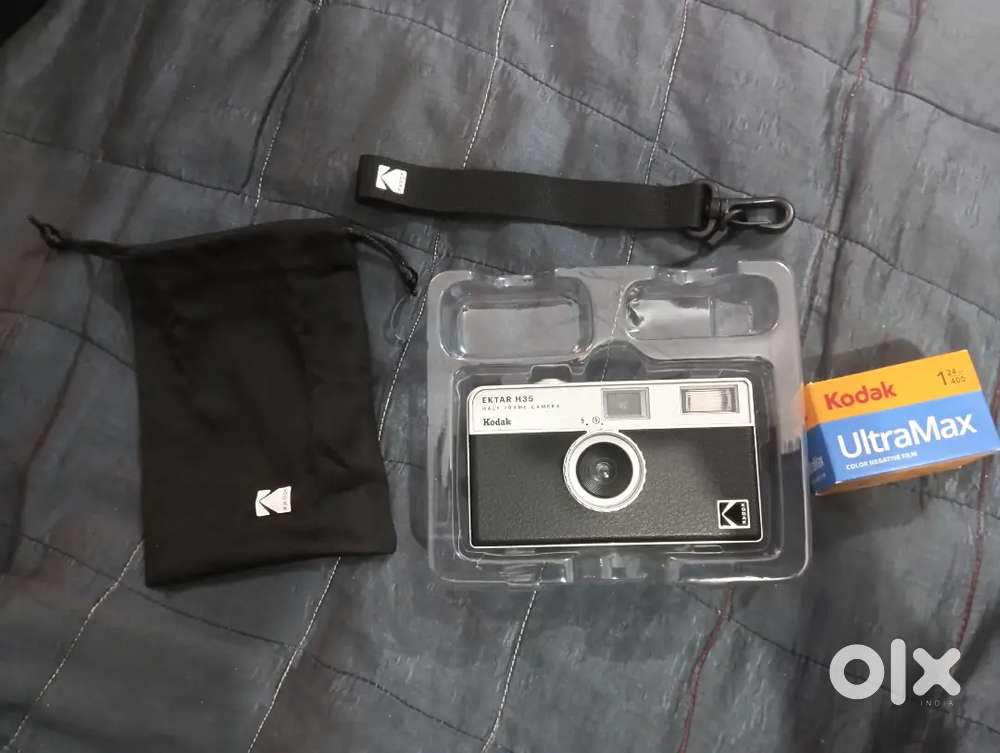KODAK EKTAR H35 Half Frame Film Camera, 35mm, Reusable, Focus-Free, L