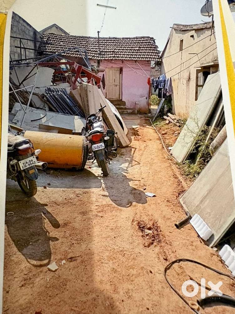 The site has length of 65 and width of 20