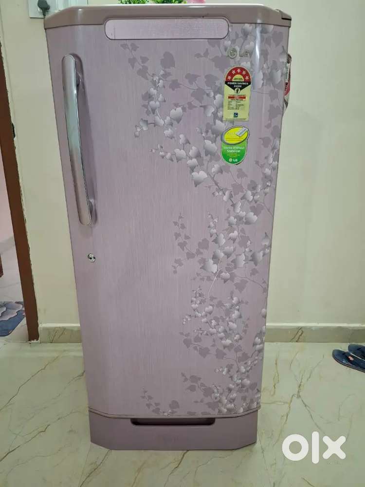 LG smart 180 litre fridge