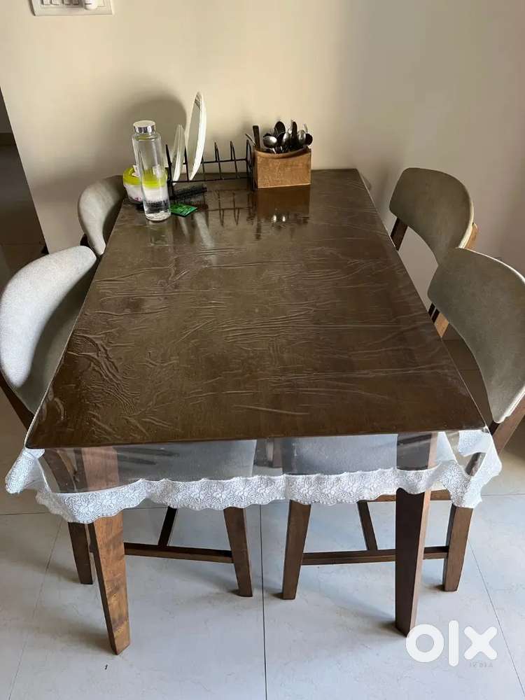 Dining table with chairs set