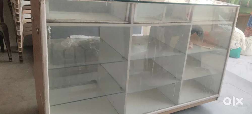 Shop counter