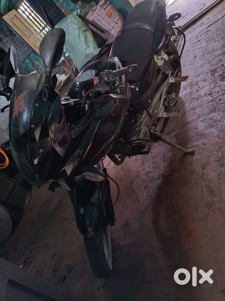 Pulsar 220 black colour for sale