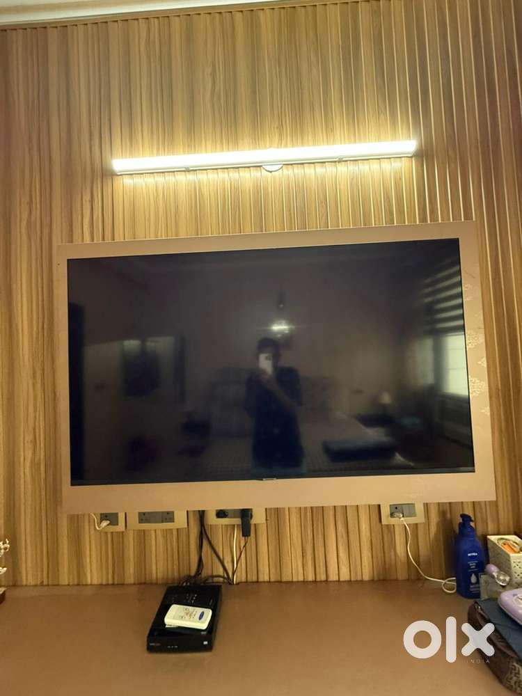 Samsung AUE65 55” 4K UHD TV Smart TV