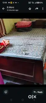 Segun wood bed