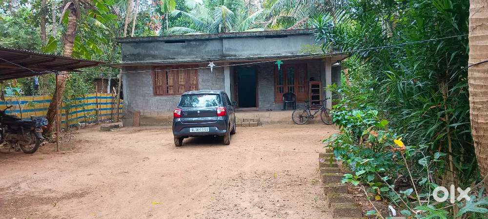 22 cent land with 1400 sq ft house for sale