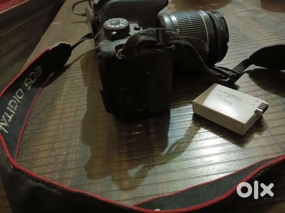 Canon700D dslr camera