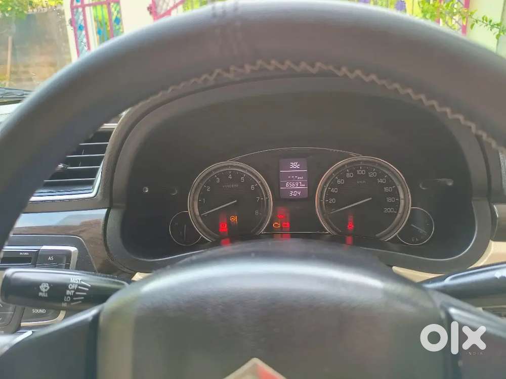 A ciaz vxi car is selling