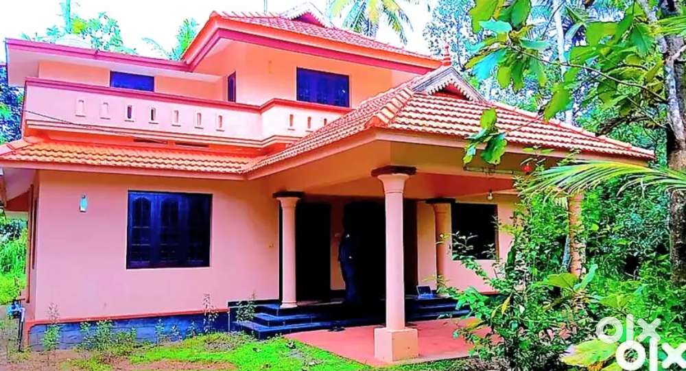 House near Cherthala St Michael's college 3 km കിഴക്കുവശം