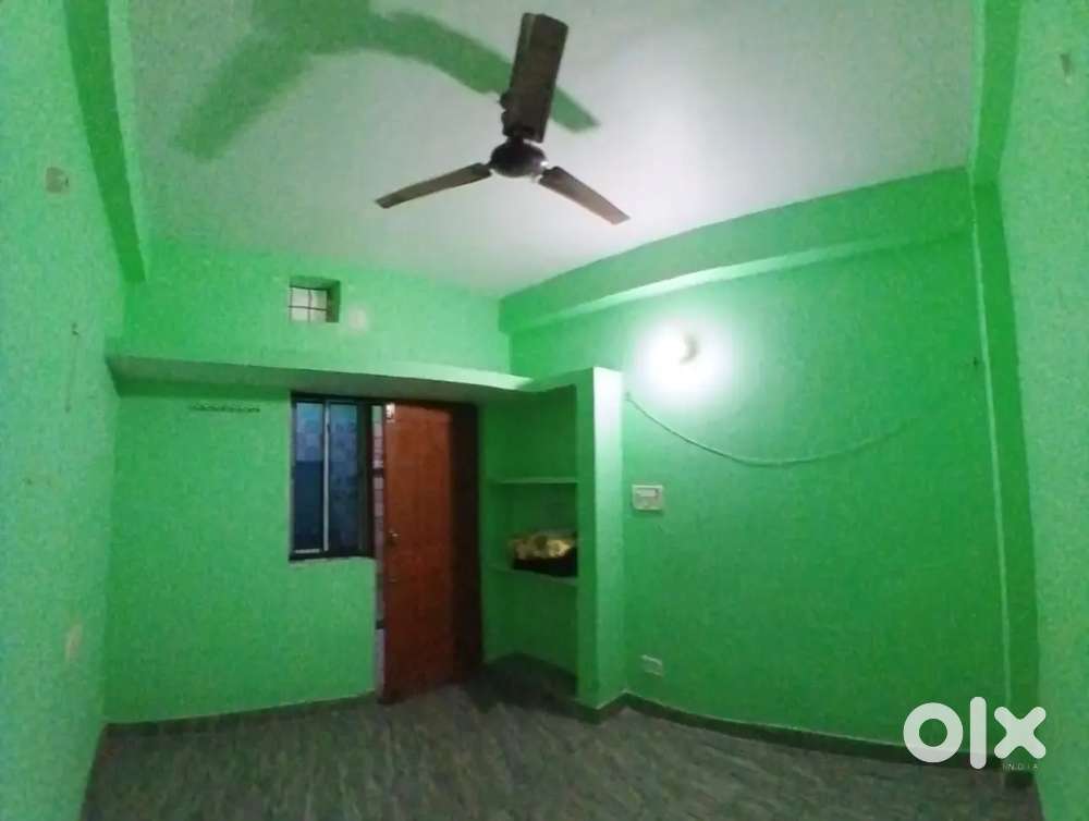 Flat availabe in bodhawan talab near jabahar high school,
