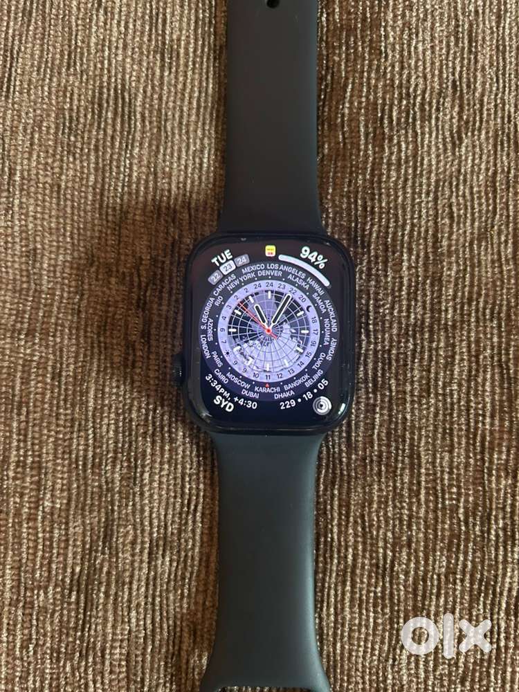 Apple Watch Series 9 - GPS - 45mm - Excellent Condition