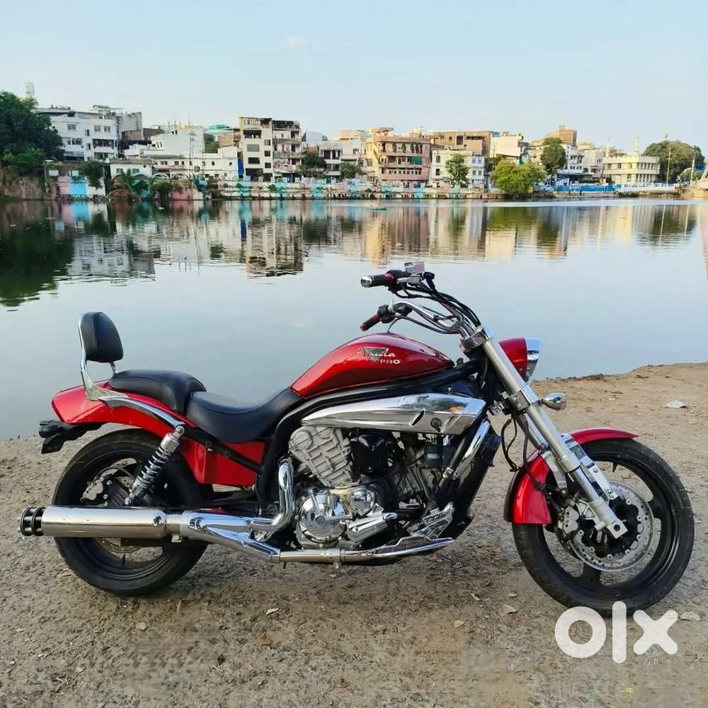 Cruiser GV650 Hyosung Aquila Pro 650 Belt Drive - Harley BMW Benelli