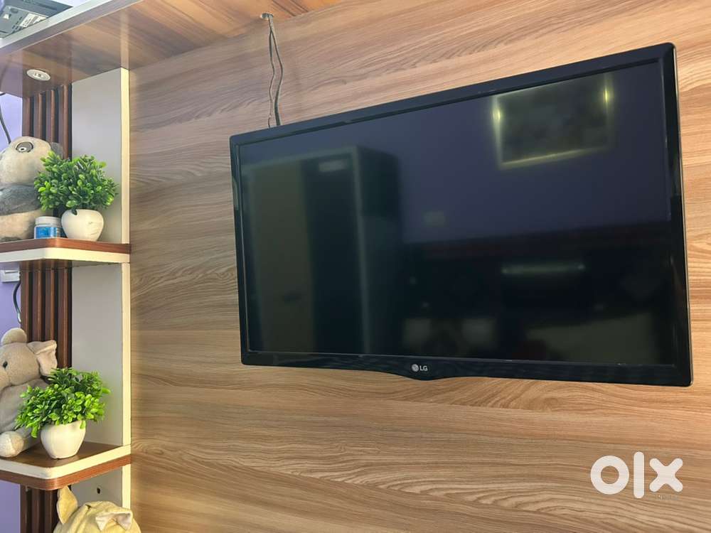 We sale led TV LG Company fully good condition