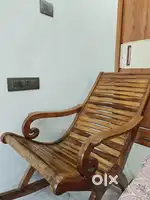 Aaram Chair