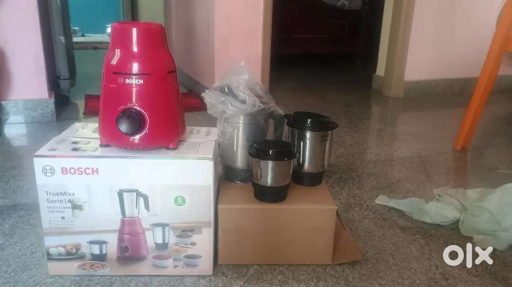 Selling Bosch mixer grinder