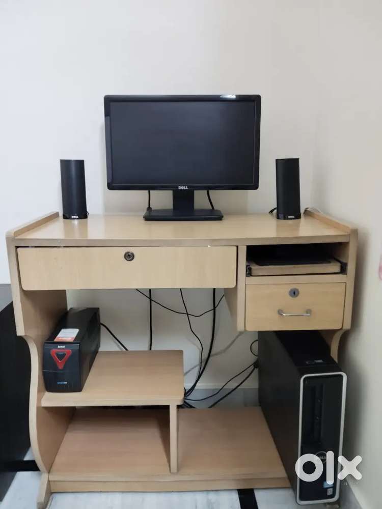 Desktop computer