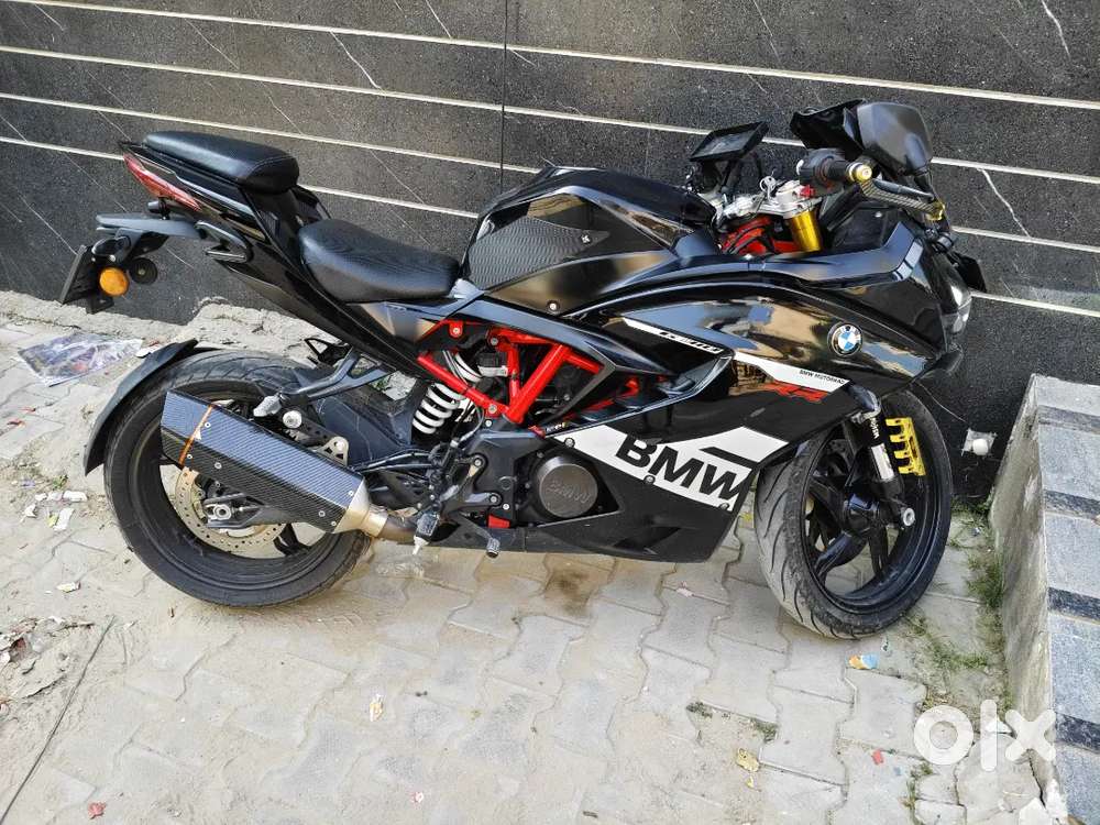 Fully loaded BMW G310 RR