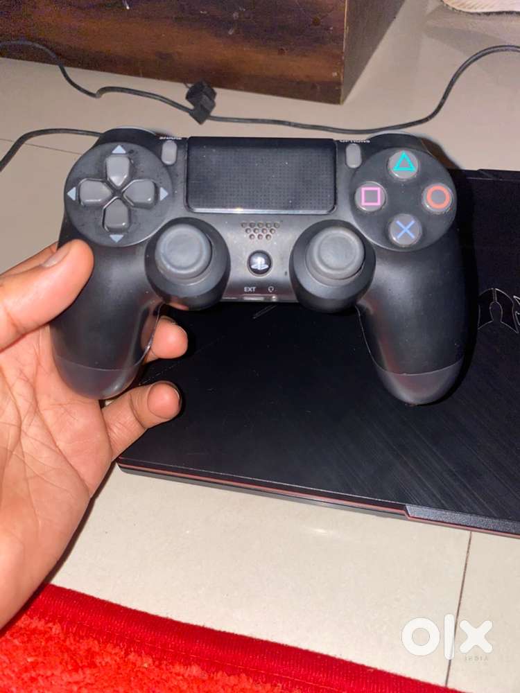 Ps4 controller with cable