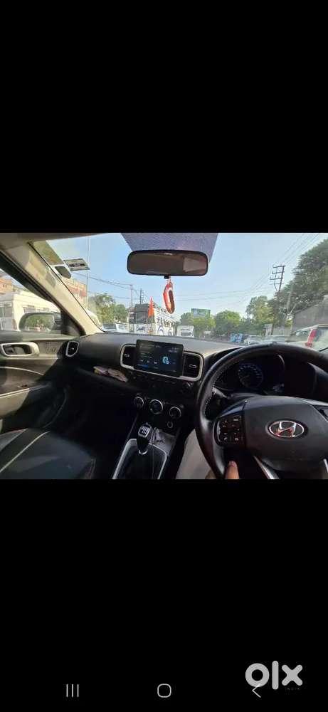 Hyundai Venue 2021 Diesel Well Maintained