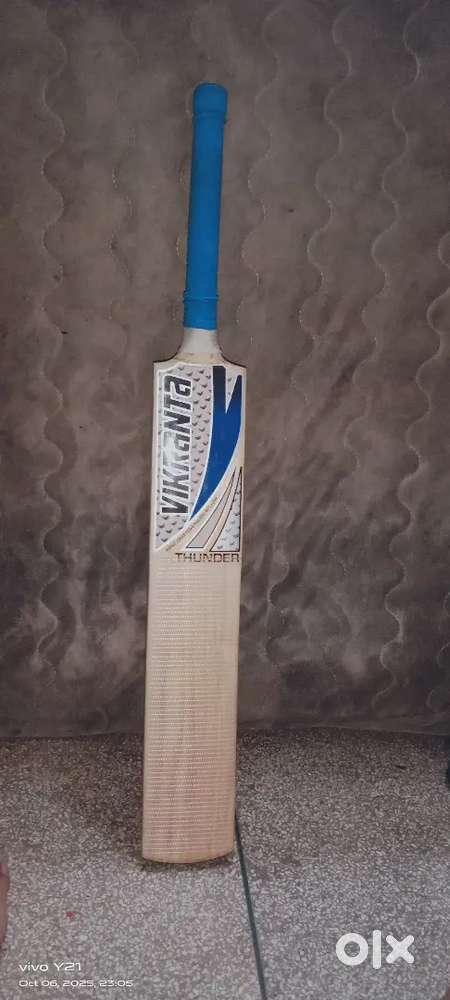 Cricket bat vikranta sports new English willow bat grade 2