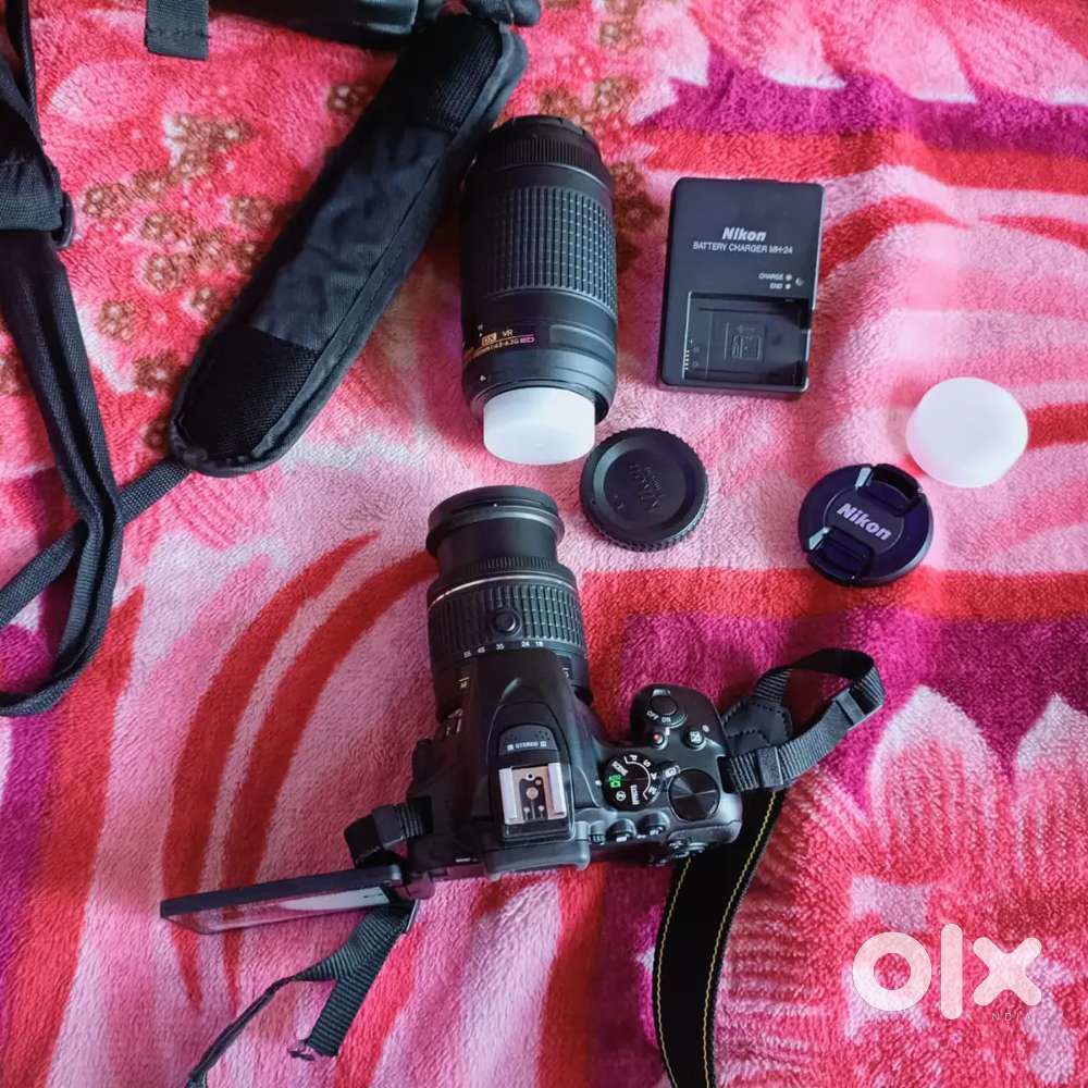 Nikon camera DSLR D5600 with Available Accessories