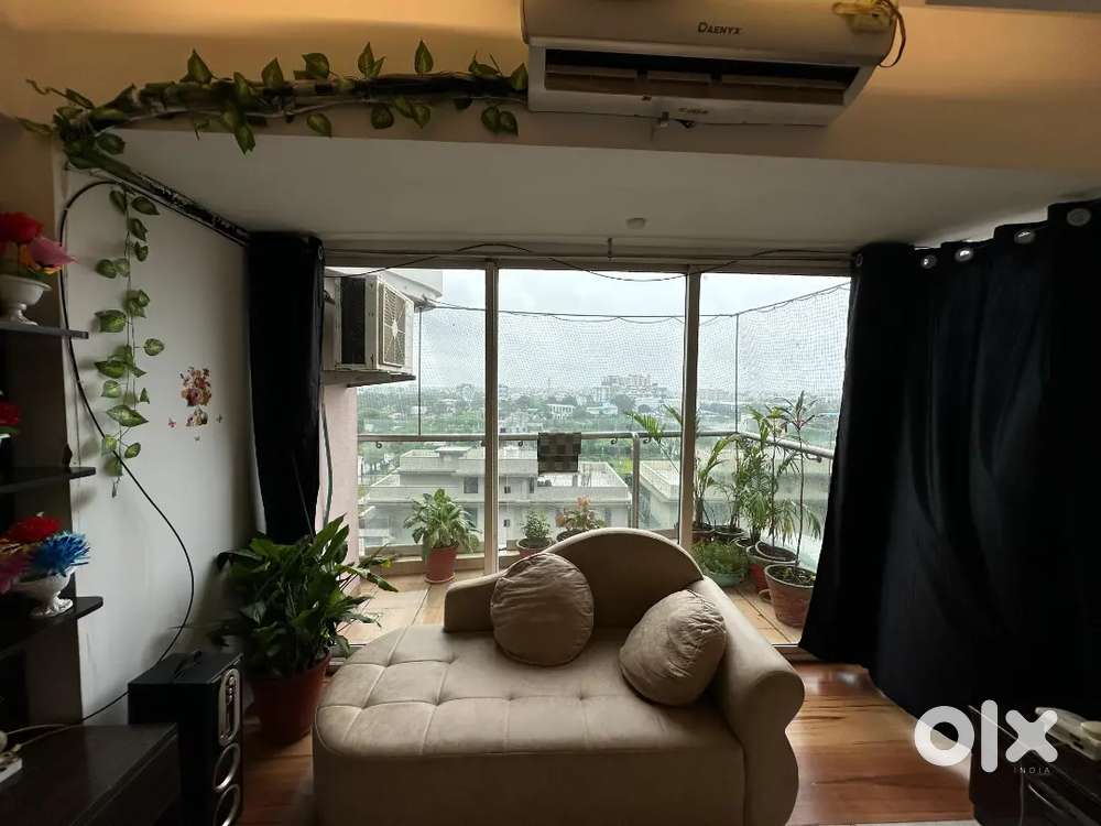 Luxurious 3BHK fully furnished flat for rent in Pinnacle dreams nipani