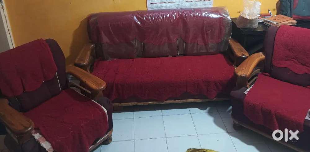 Sofa set 5 seater