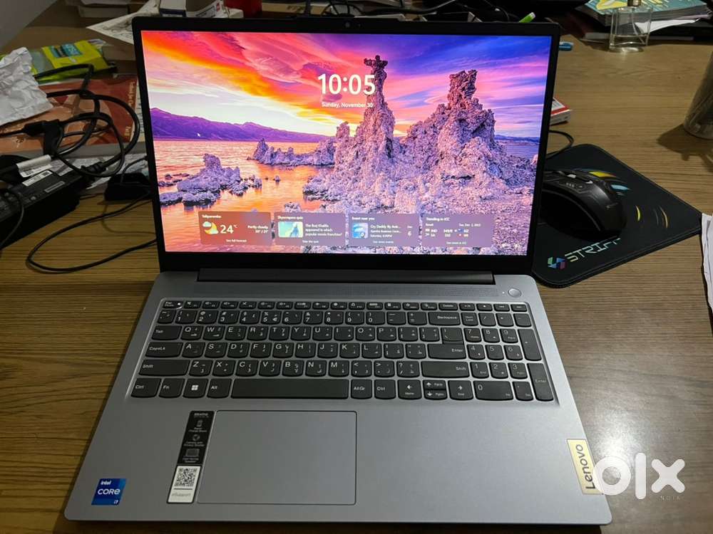 IdeaPad Slim 3 15IRH8 (Upgraded Laptop)