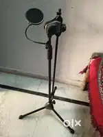 Bespeco MS11 Microphone Stand with Pop filter