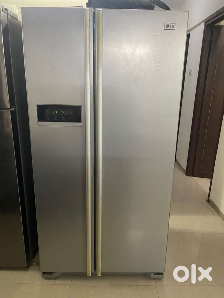 LG Double door refrigerator.