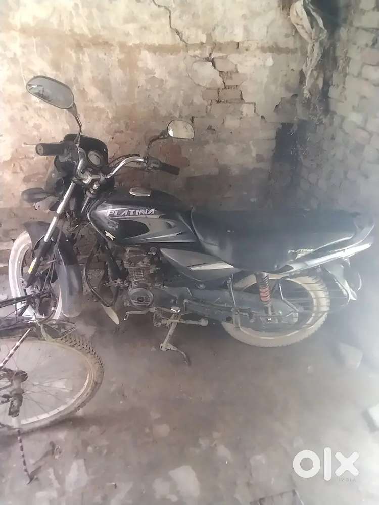 Bajaj paltina